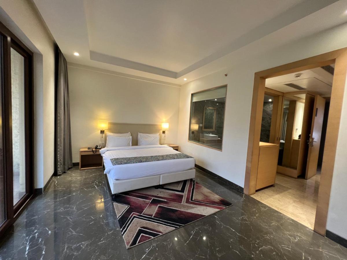 Parklane Resort Dhanbād Exterior foto